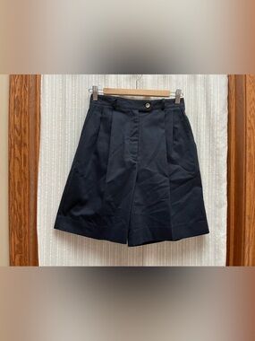 NWOT Talbots High Waisted Pleated Bermuda Shorts Elastic Navy size 6